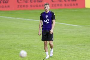 yl7703永利-记者：斯图加特有意转会关窗前租借格鲁达，德甲多队也在关注球员