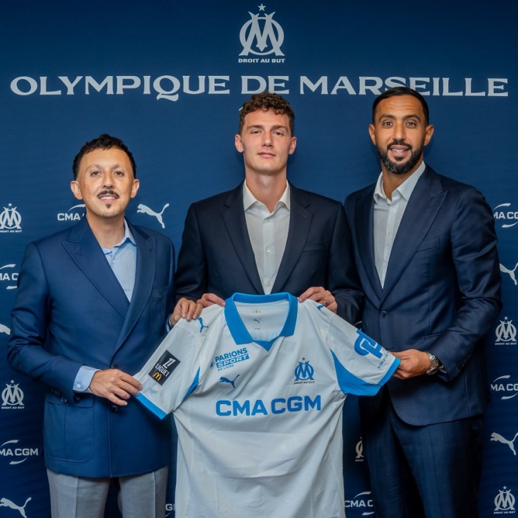 yl7703永利-帕瓦尔坦言心属马赛，为加入这家豪门俱乐部倍感荣耀