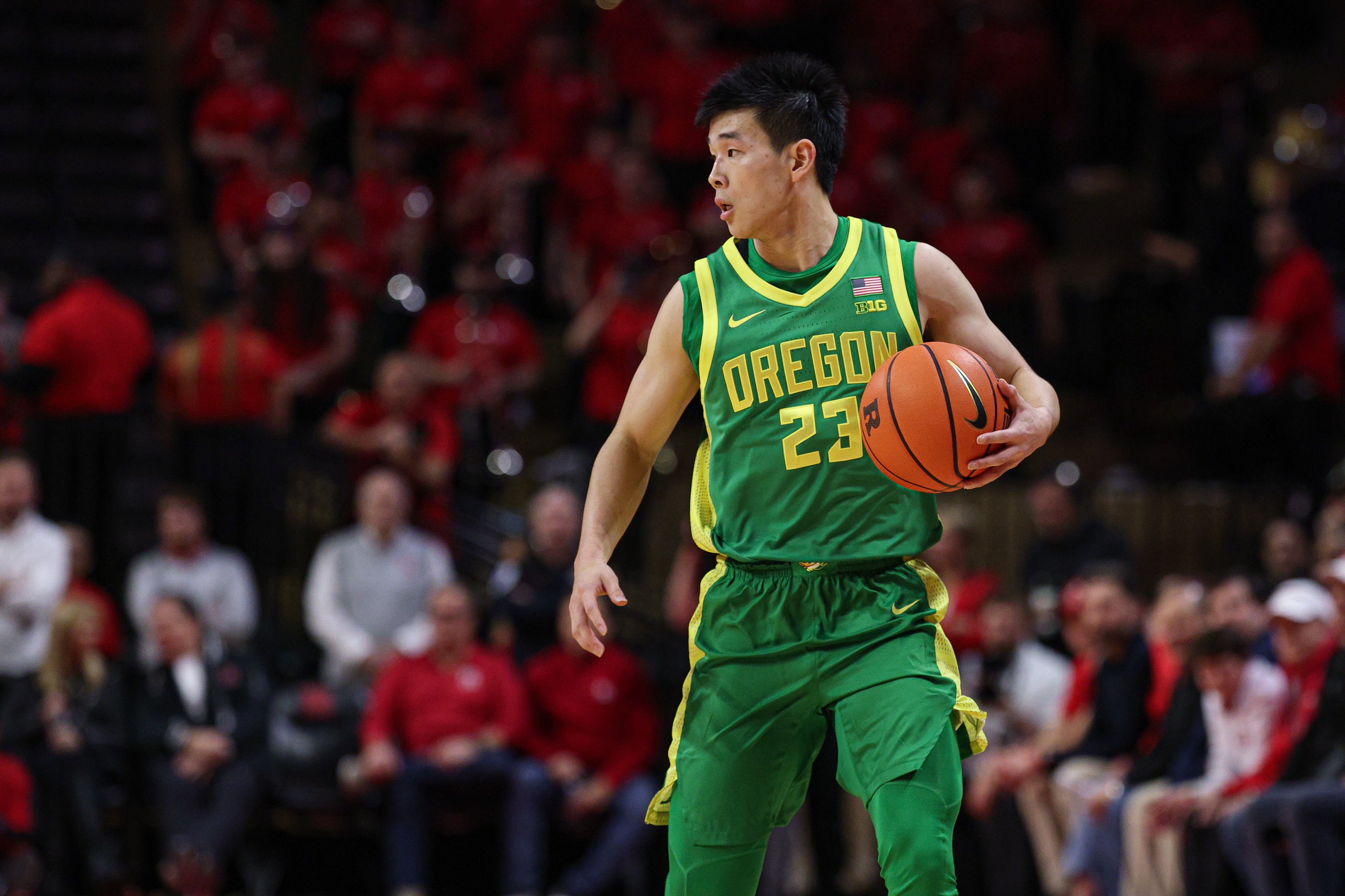 永利yl23411-不理想！林葳半场13分钟2中0没得分 拿到1助攻1抢断